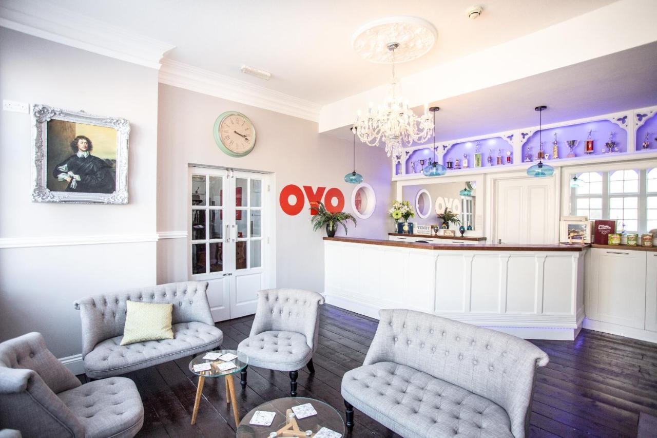 Hotel Oyo Timothy'S Tenby Exterior foto